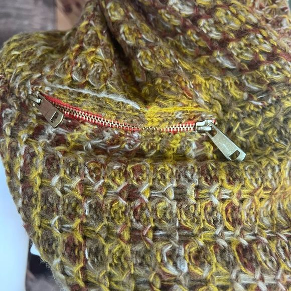 MinxNY Infinity Cuff Scarf With Zip Pocket Orange Yellow 💗 - Picture 2 of 5